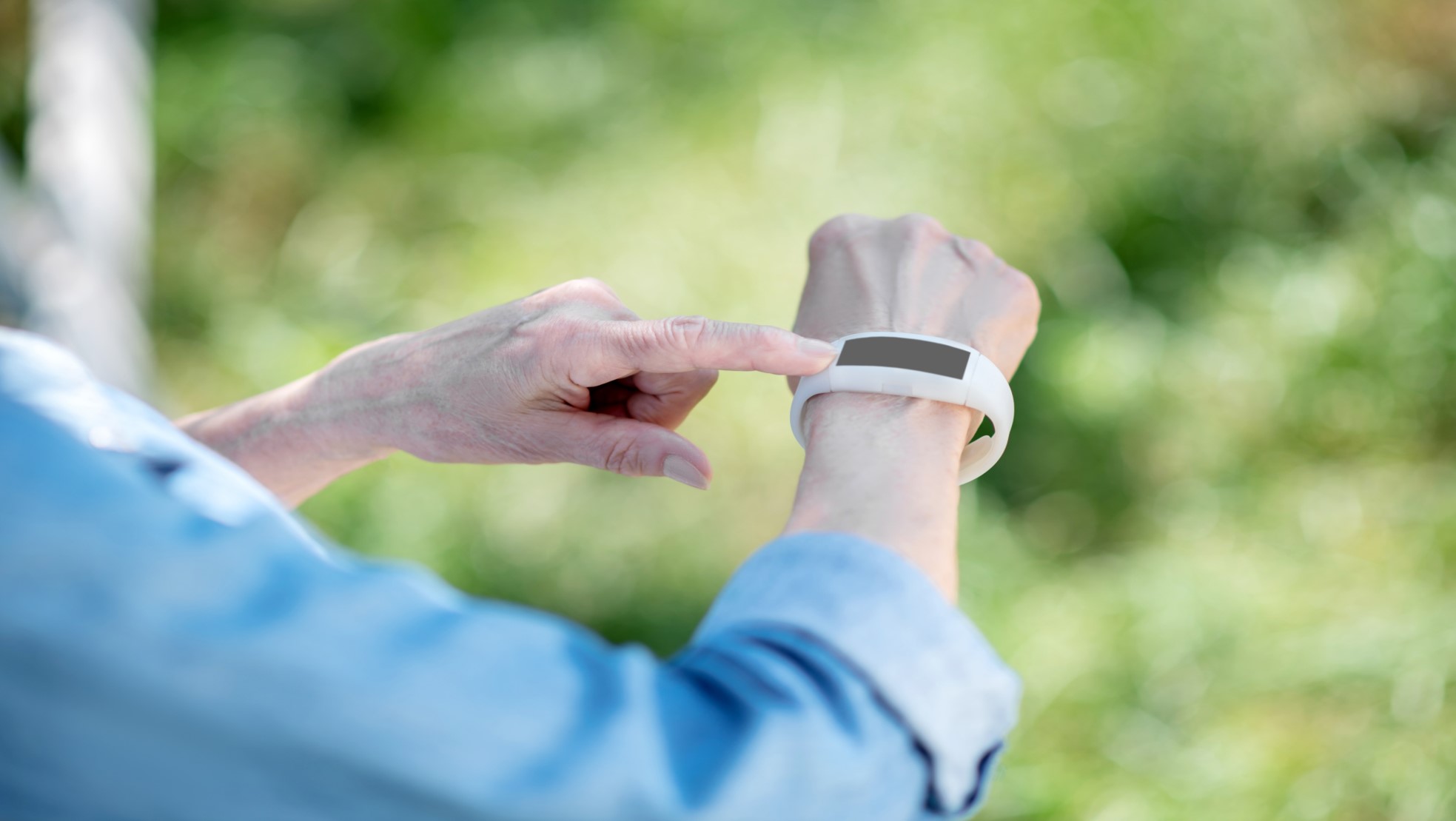 Finance_fb4_wearable Finance_fb4_wearable